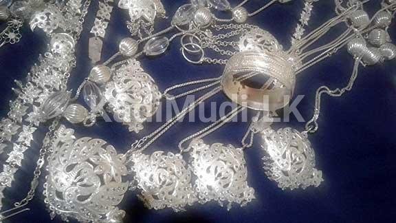 Kandyan Bridal Jewellery Set (Silver)