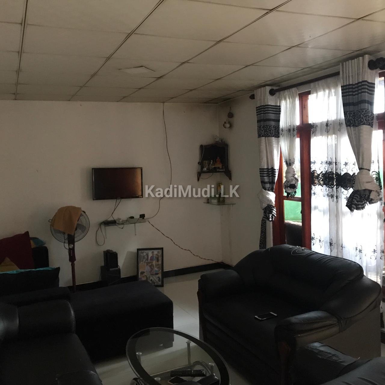 House in Uda Peradeniya