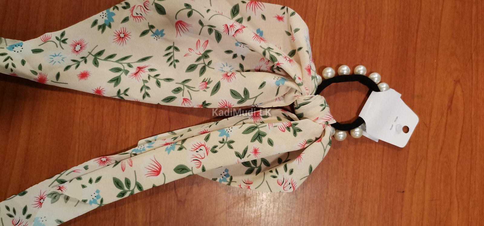 Hand Hair Band Now Available