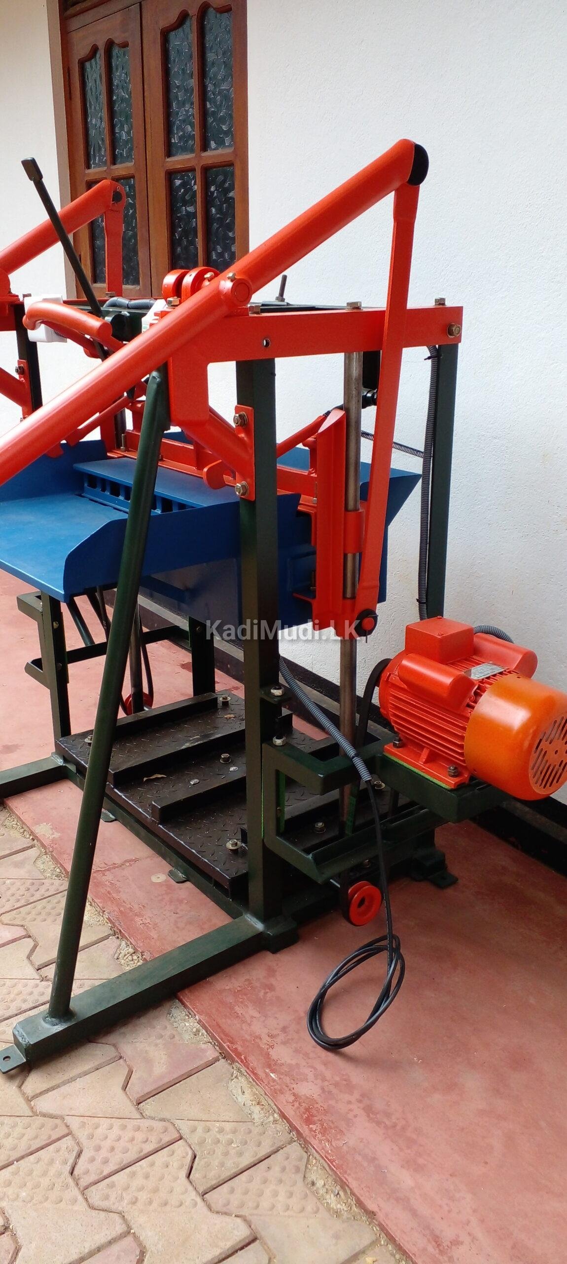 Cement Block Machine (Station Type)