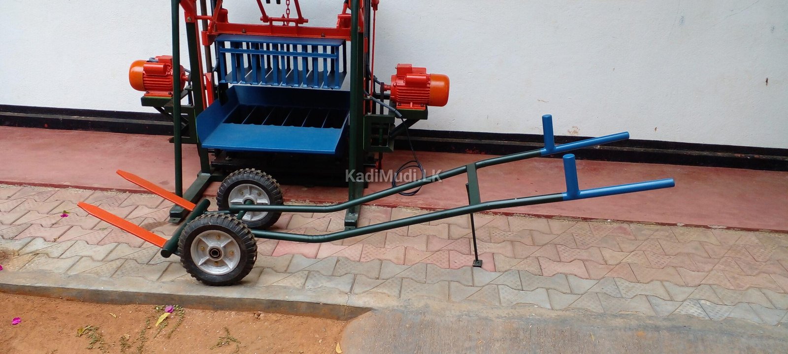 Cement Block Machine (Station Type)