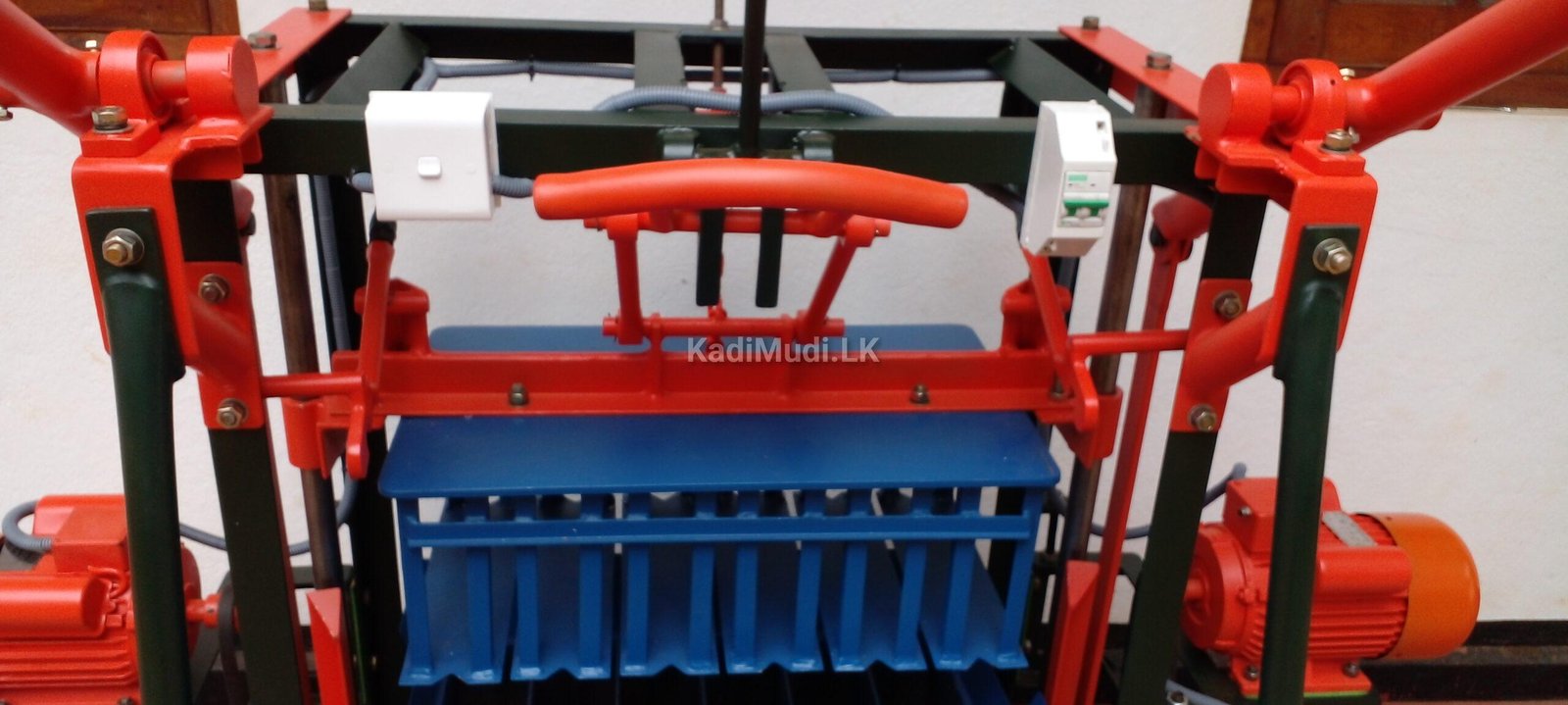 Cement Block Machine (Station Type)