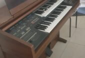 Yamaha ME 300 Organ Keyboard