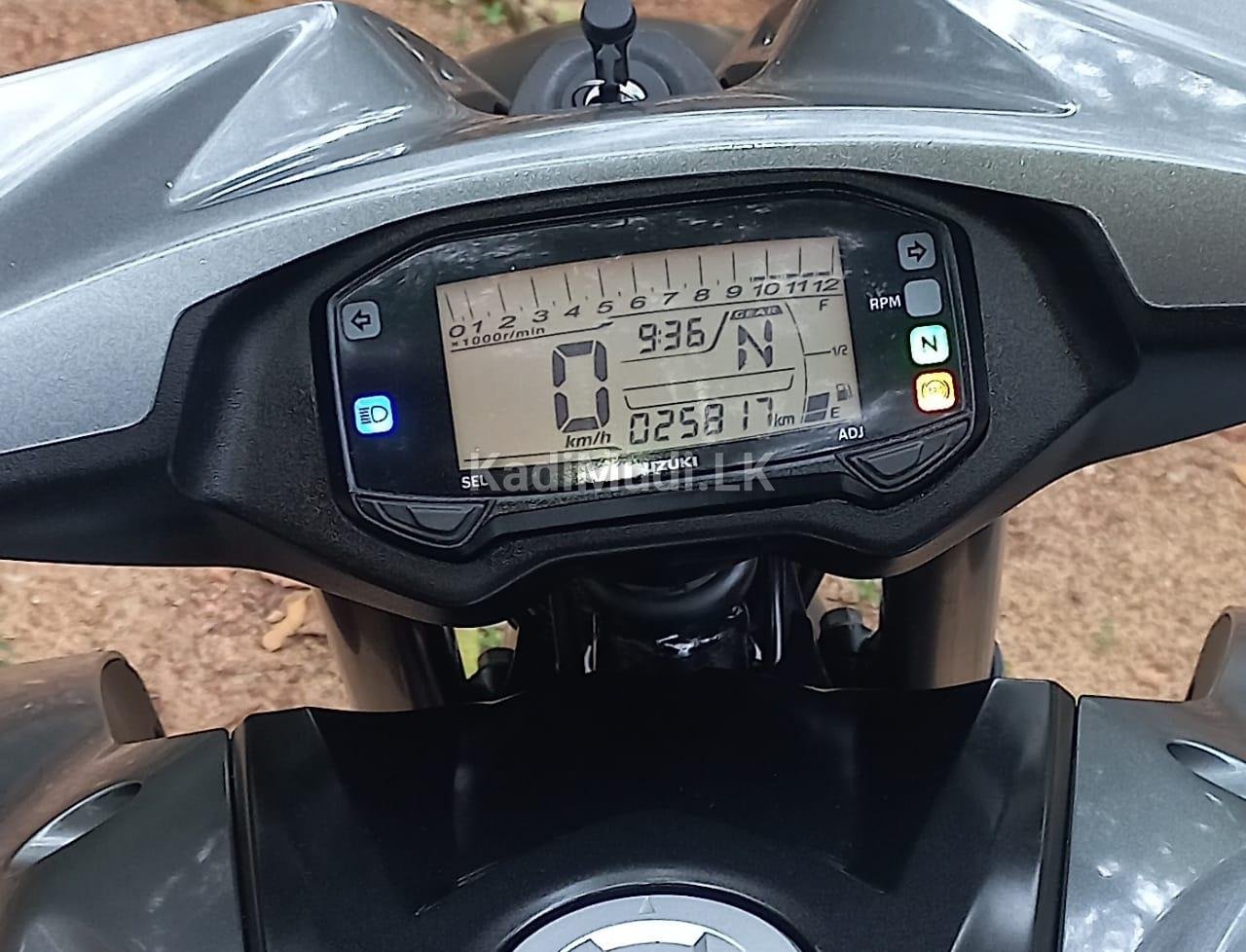 Suzuki Intruder ABS EFI 2018 Cruiser Bike