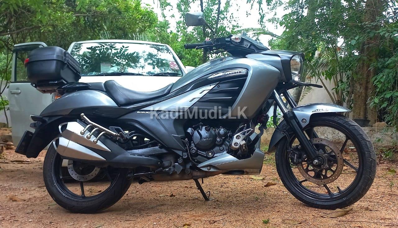 Suzuki Intruder ABS EFI 2018 Cruiser Bike