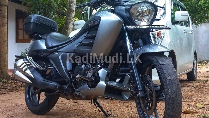 Suzuki Intruder ABS EFI 2018 Cruiser Bike