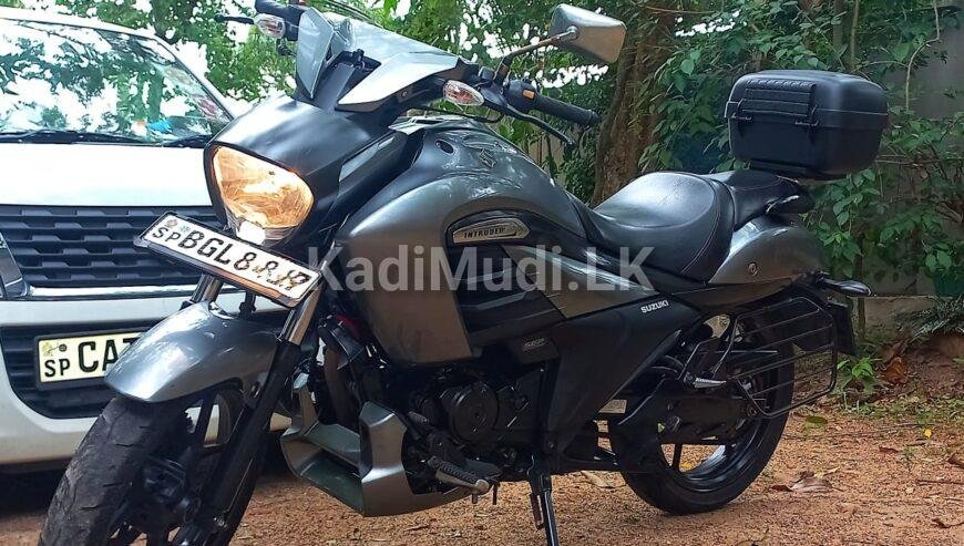Suzuki Intruder ABS EFI 2018 Cruiser Bike