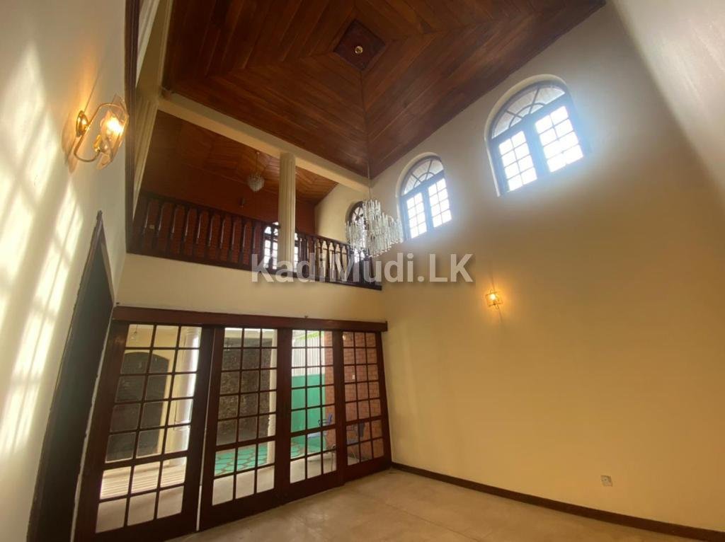 House for Sale at Mulgampola, Kandy