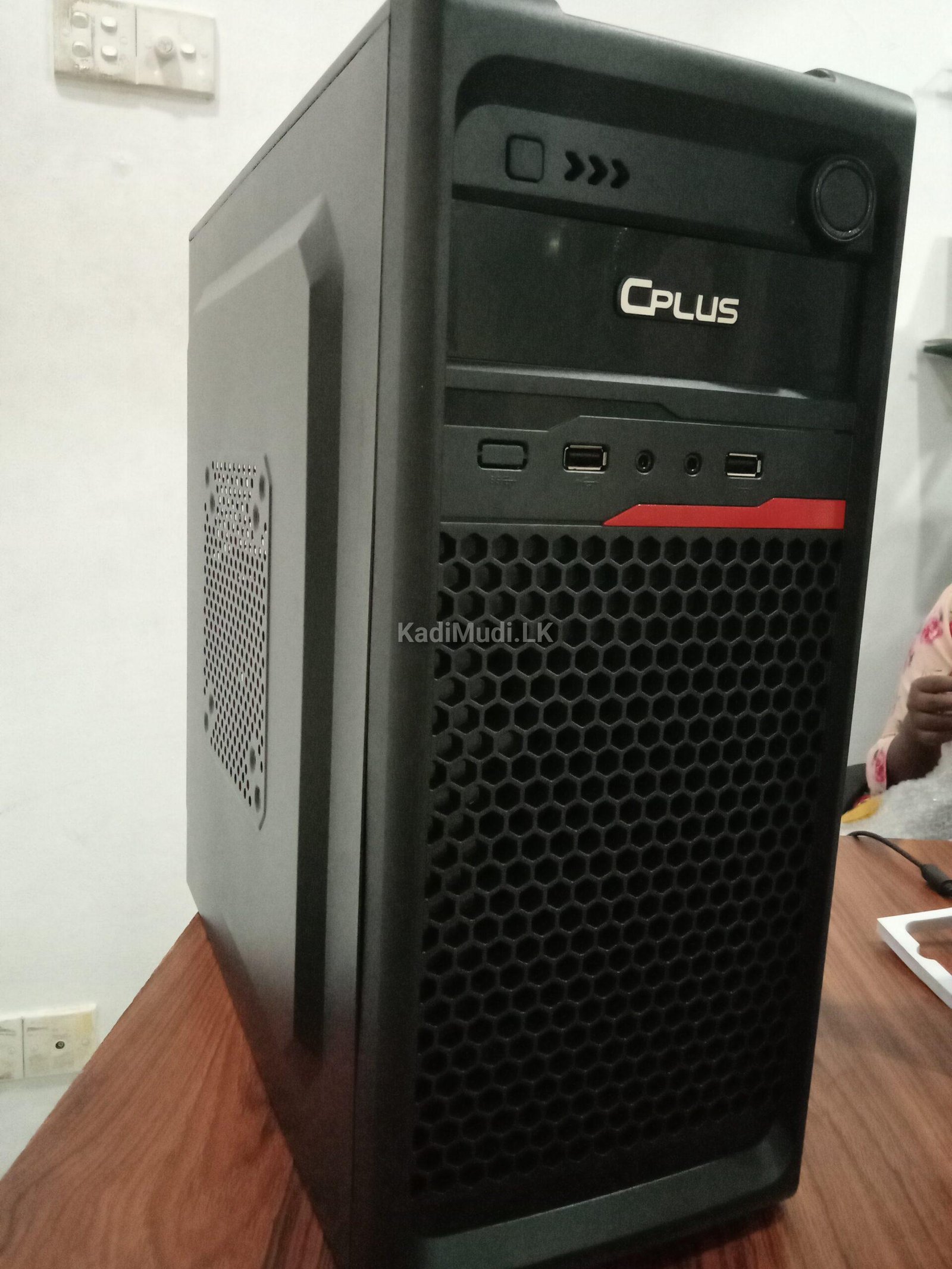 Intel Core i5, 4th Gen CPU with 8GB RAM