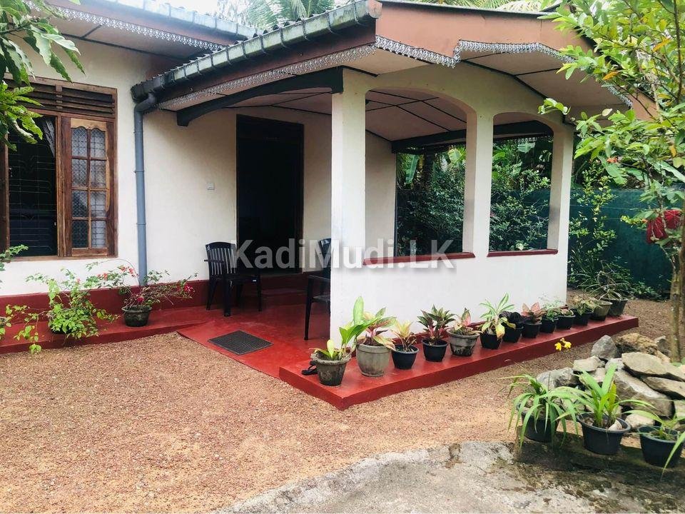 Luxury house for sale in avissawella