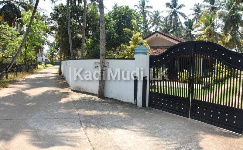 Land with house at Negombo